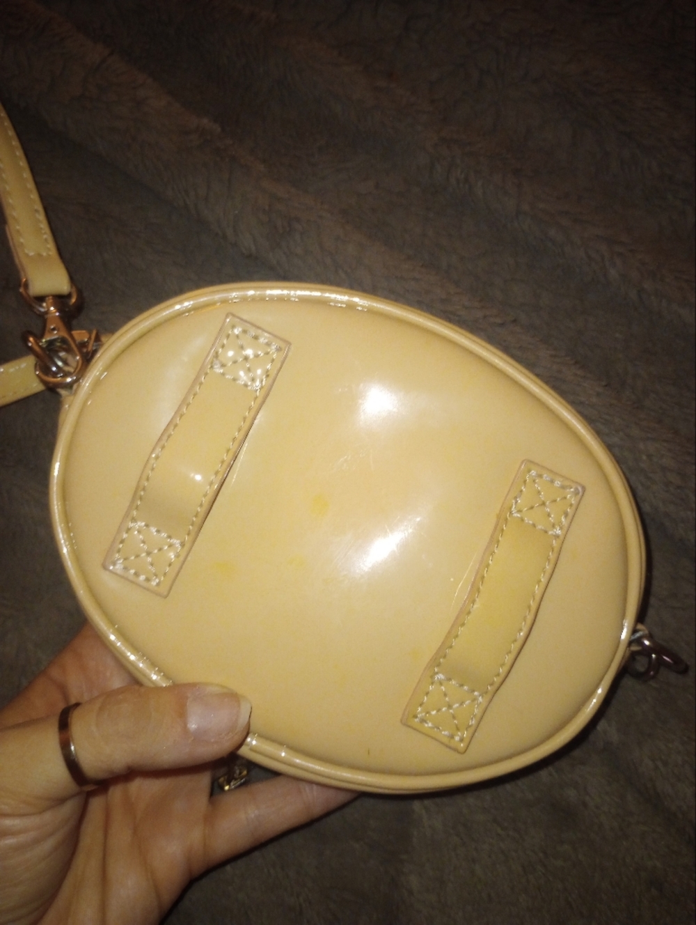 Sam Edelman Light Tan Oval Crossbody/ Belt Bag with Embossed Design - Picture 2 of 4